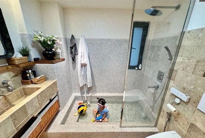 浴池”火了!孩子玩得欢还能泡澡乐趣满满mg不朽情缘网站重庆一户人家的“砖砌(图5) 浴池”火了!孩子玩得欢还能泡澡乐趣满满mg不朽情缘网站重庆一户人家的“砖砌(图5)