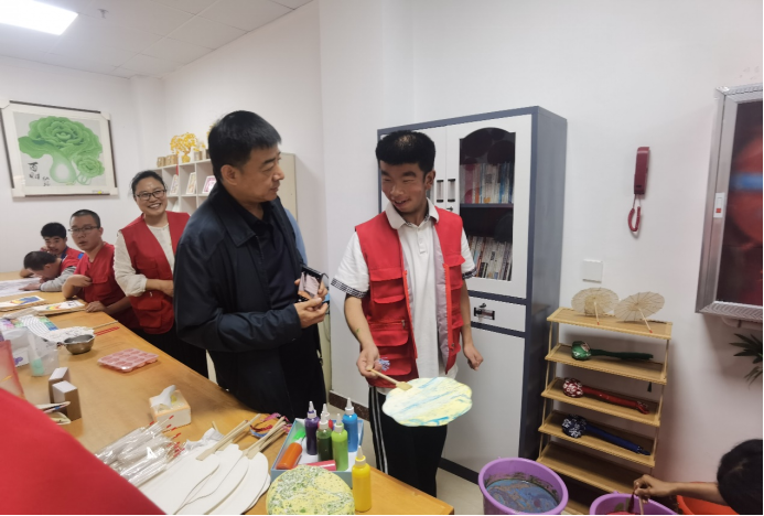 济莱特校、莱芜宏博康养中心校企融合展新篇不朽情缘校企携手展成果匠心巧手绘未来：(图2)